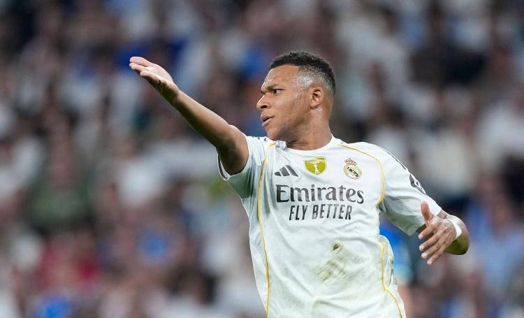 冲击C罗纪录!姆巴佩还有5场机会,曼城之战成关键,超越梅西仍难企及