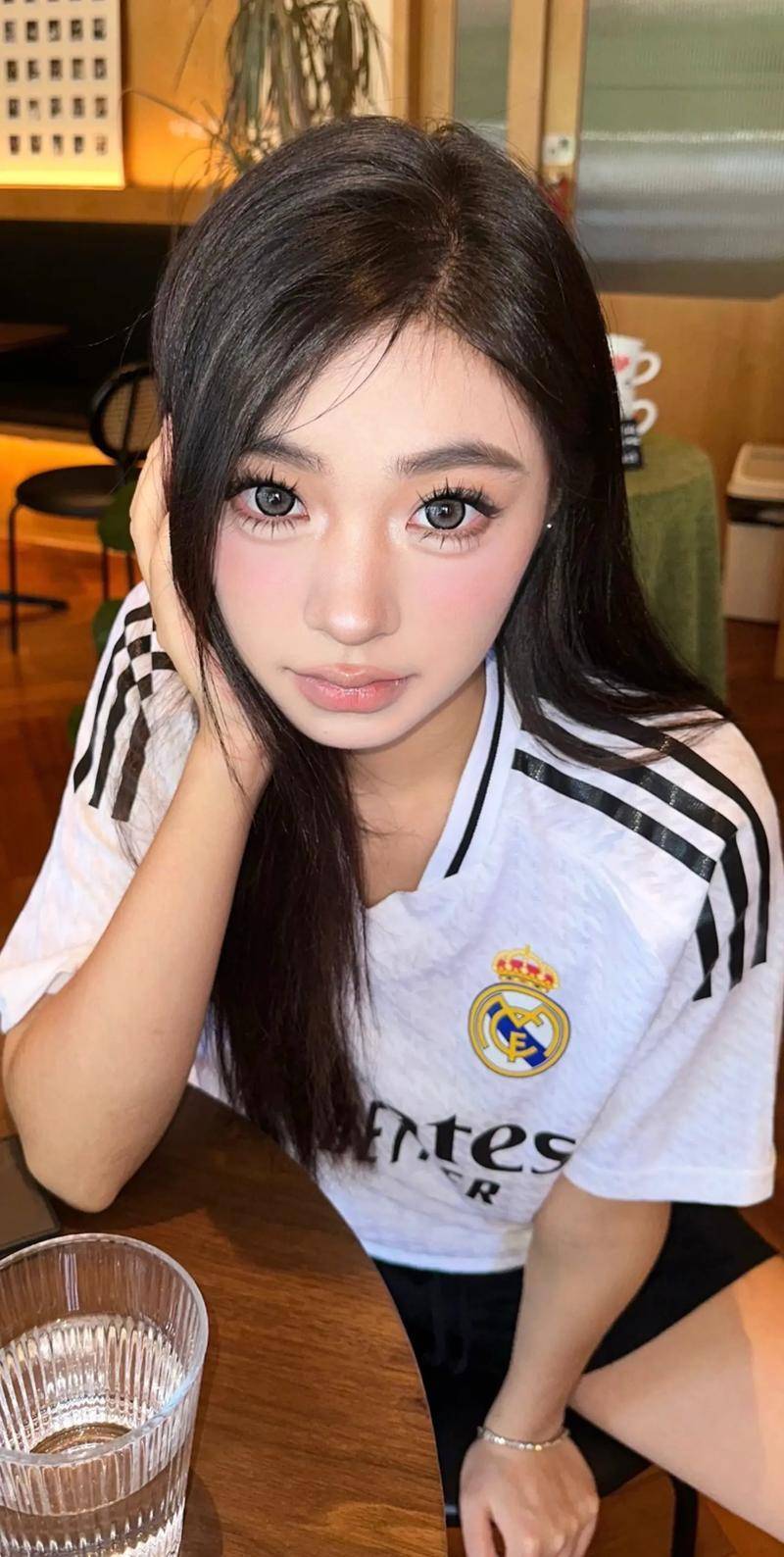 西甲今晚开打4场,比赛全预测,欧冠受气的皇马,晚上又要发威啦